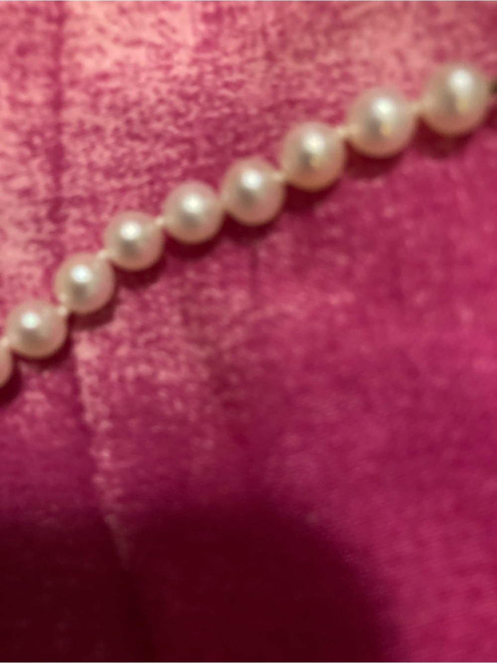 Classic White Cultured Pearl Necklace with 14k Gold Clasp Women Jewelry - Picture 4 of 5